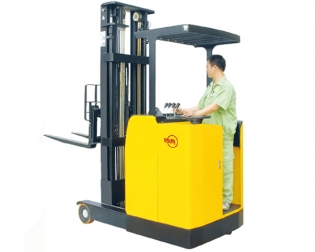 半電動(dòng)叉車(chē)